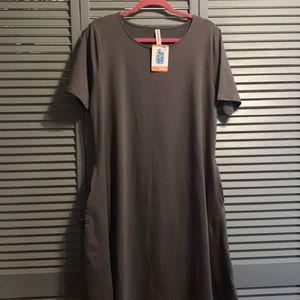 Tunic with pockets